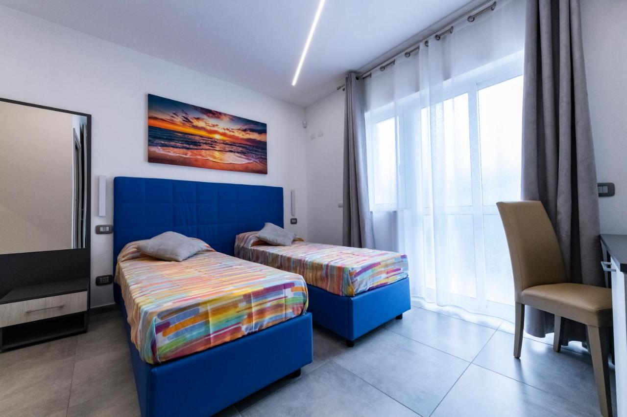 Bnb Aria Di Mare Santa Marinella Eksteriør billede